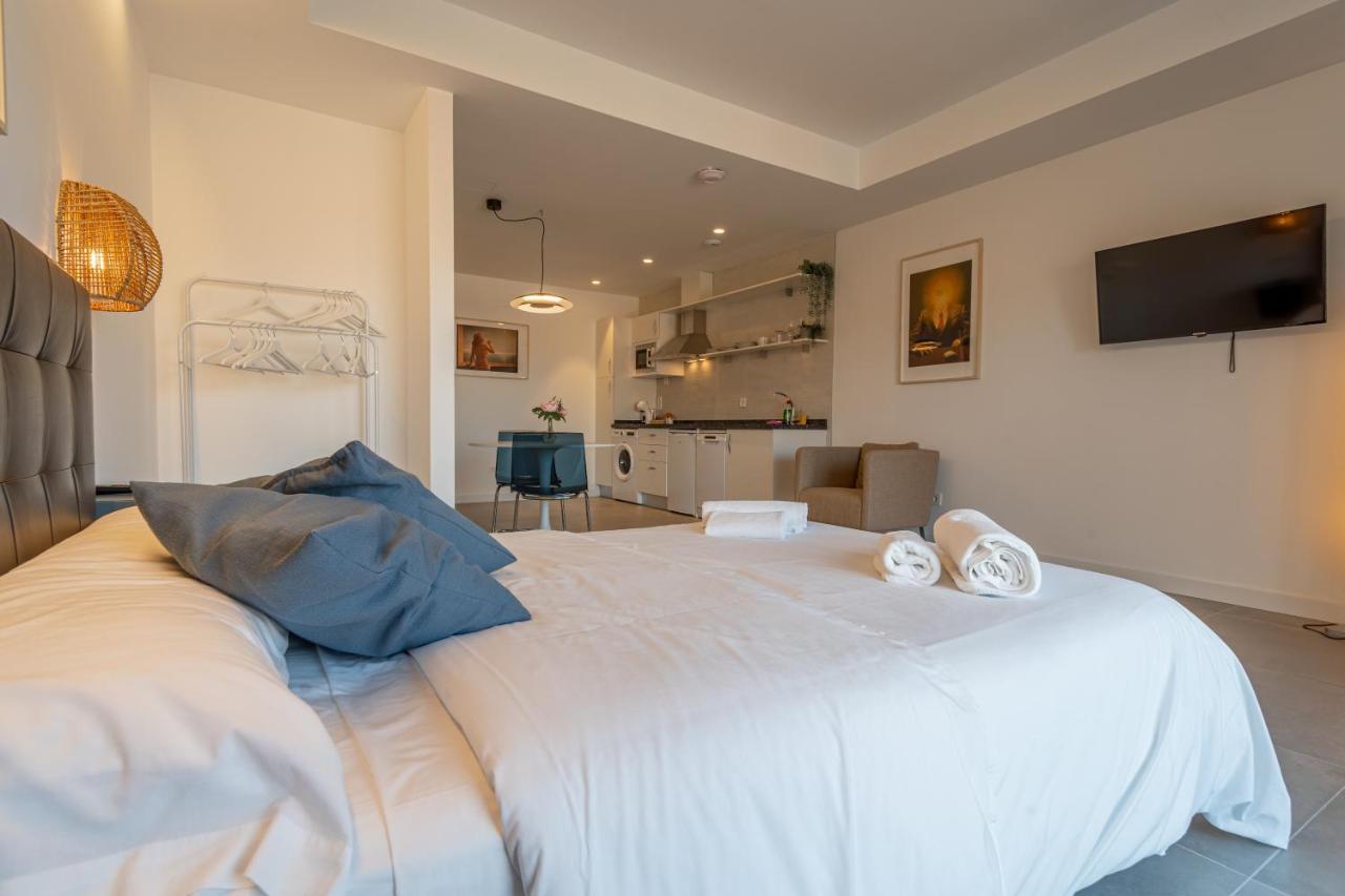 Edificio Santiago By Plaza Mayor Apartamentos Valladolid Ngoại thất bức ảnh