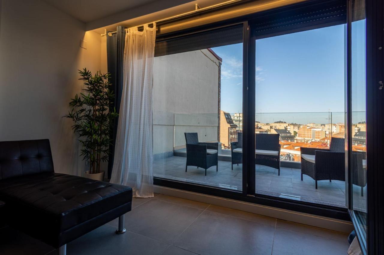 Edificio Santiago By Plaza Mayor Apartamentos Valladolid Ngoại thất bức ảnh